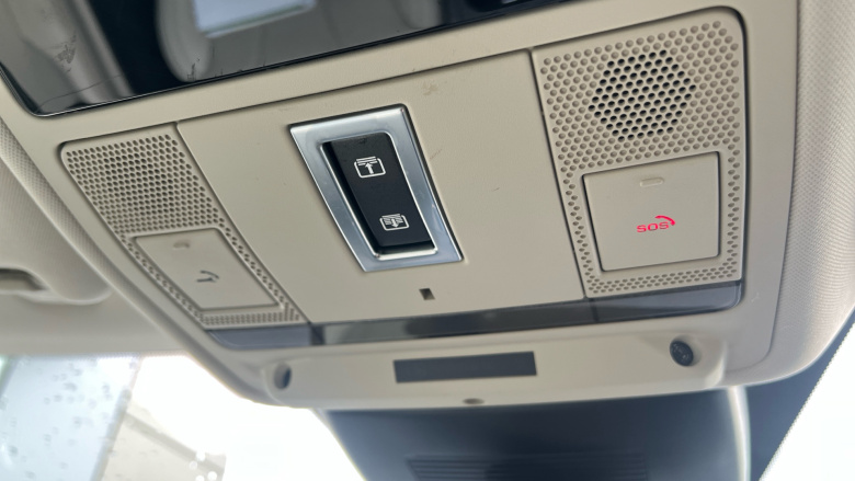 Land Rover Range Rover Evoque 2.0 Ingenium Si4 HSE Dynamic Lux 5dr Auto Petrol Hatchback